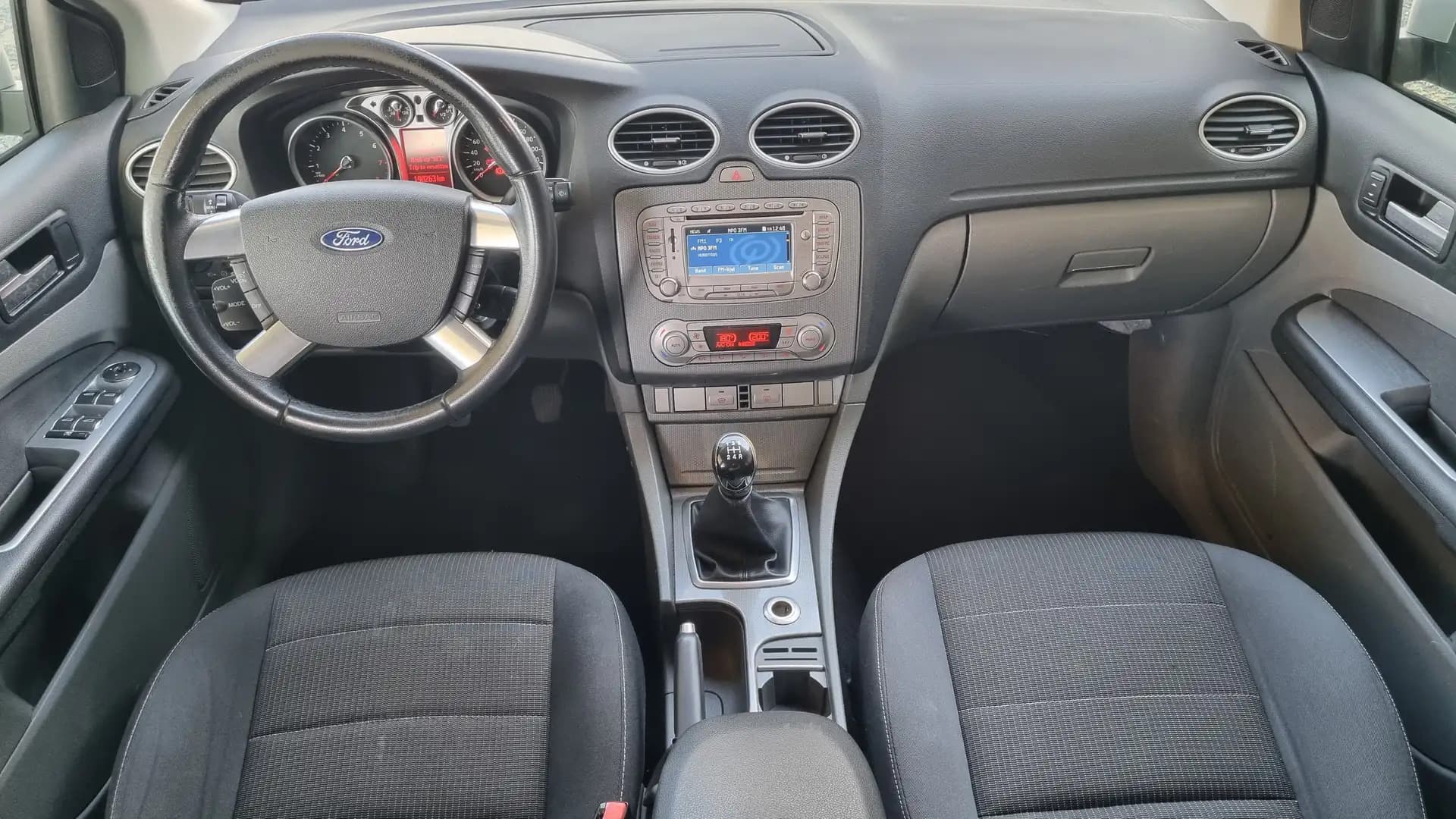 Ford Focus thumbnail 3